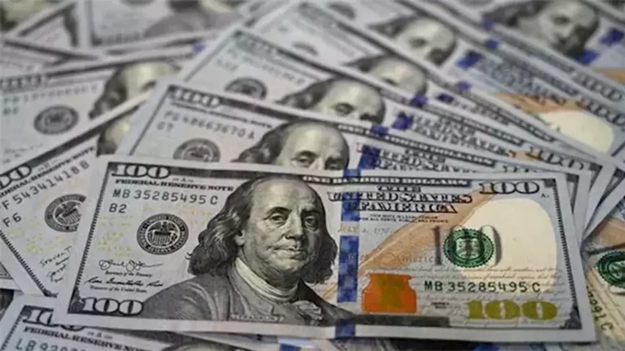 سعر الدولار مقابل الجنيه المصري يتجاوز الحدود المتوقعة اليوم